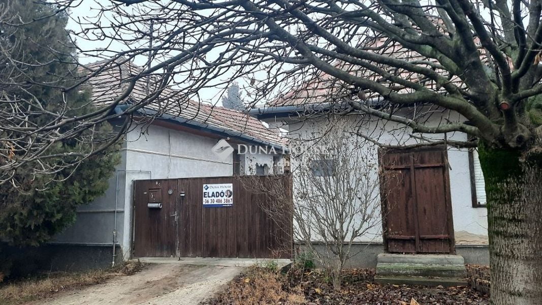 Property image Négy hálószobás Családi ház Újhartyán