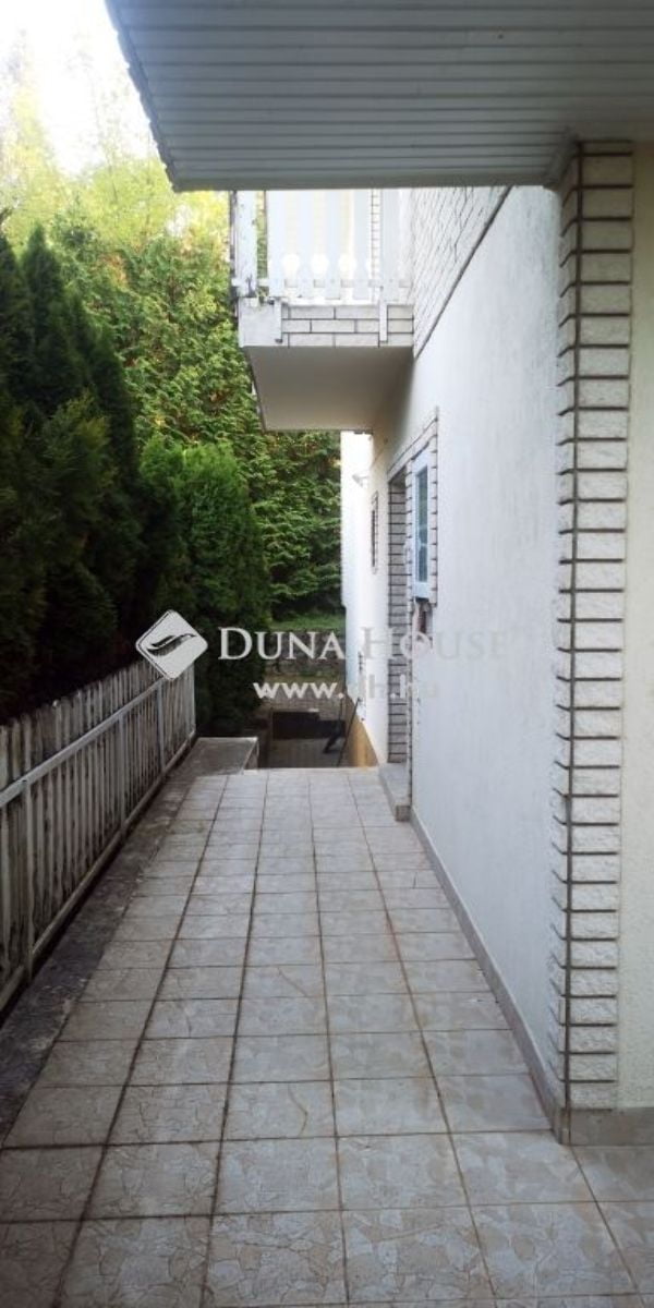 Property image Eladó Lakás Pest, Nagykovácsi