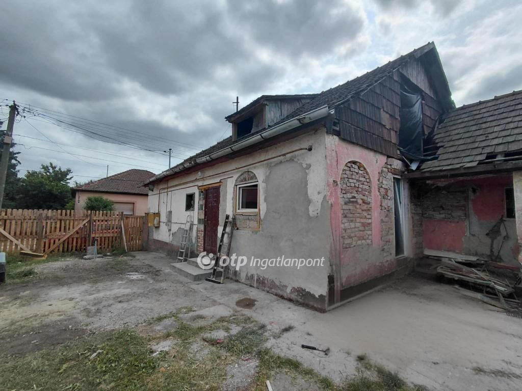 Property image Eladó Családi ház Heves megye, Hatvan