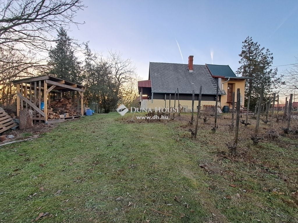 Property image Eladó Családi ház Fejér megye, Lovasberény