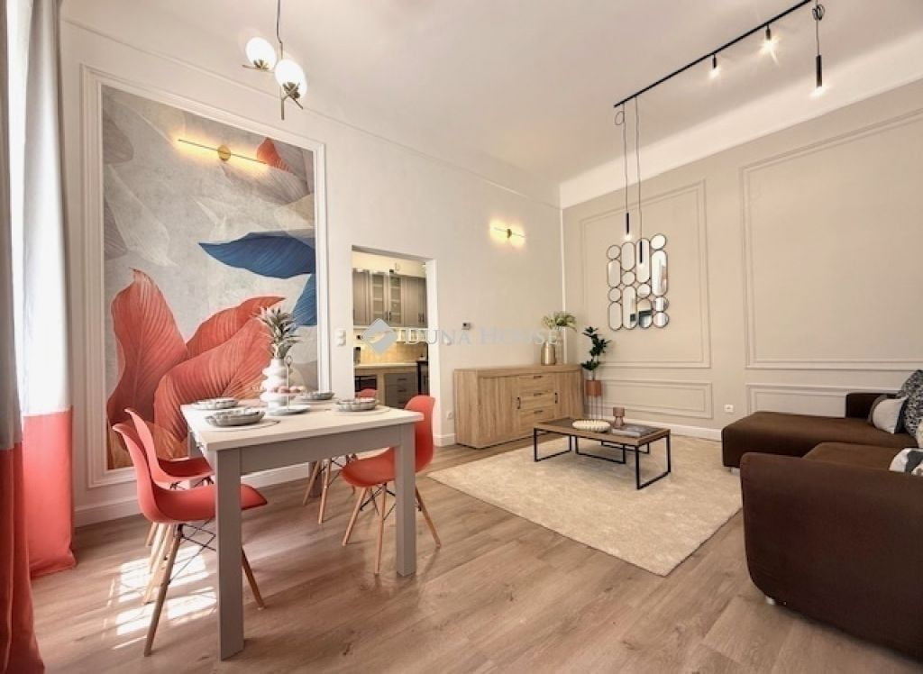Property image Eladó Lakás VI. kerület, Vörösmarty utca, Budapest