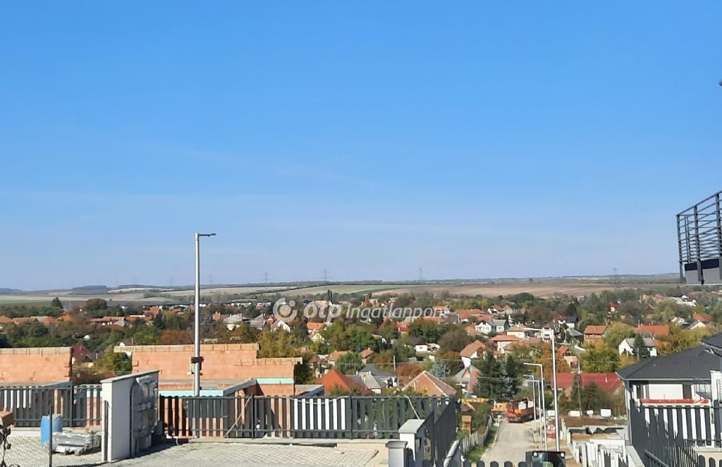 Property image Eladó Lakás Pest megye, Mende