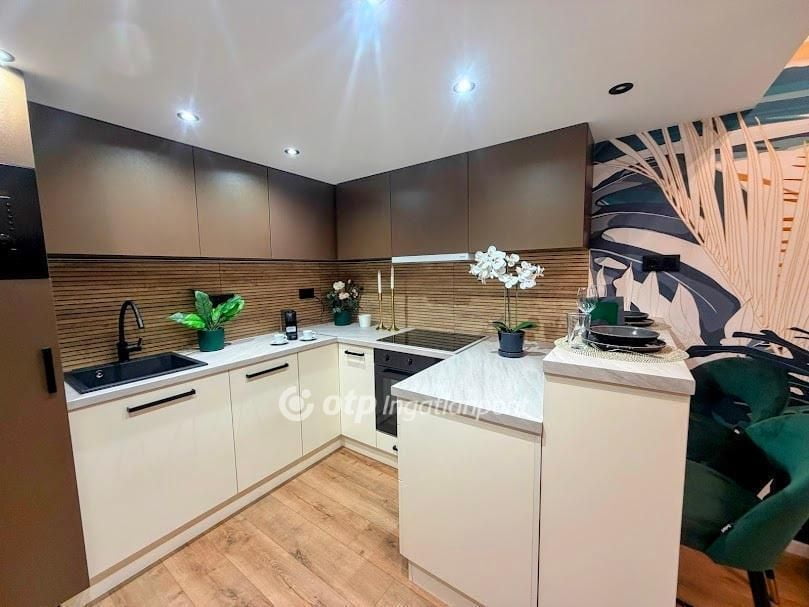 Property image Eladó Lakás VII. kerület, Kertész utca, Budapest