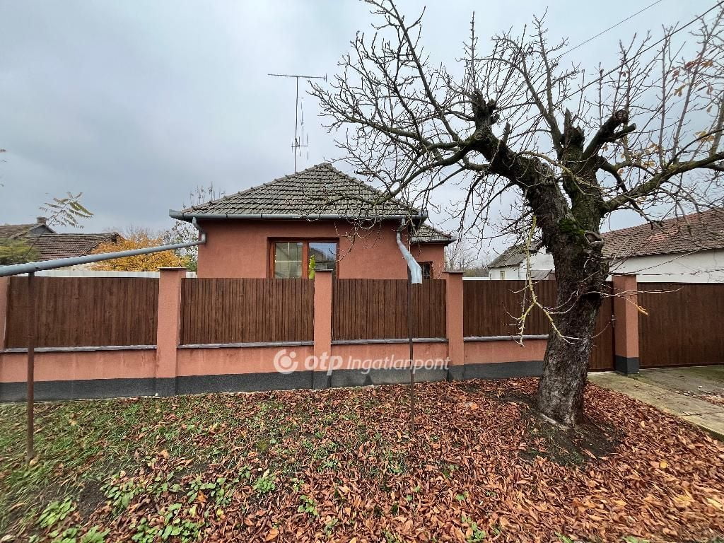 Property image Eladó Családi ház Békés megye, Sarkad