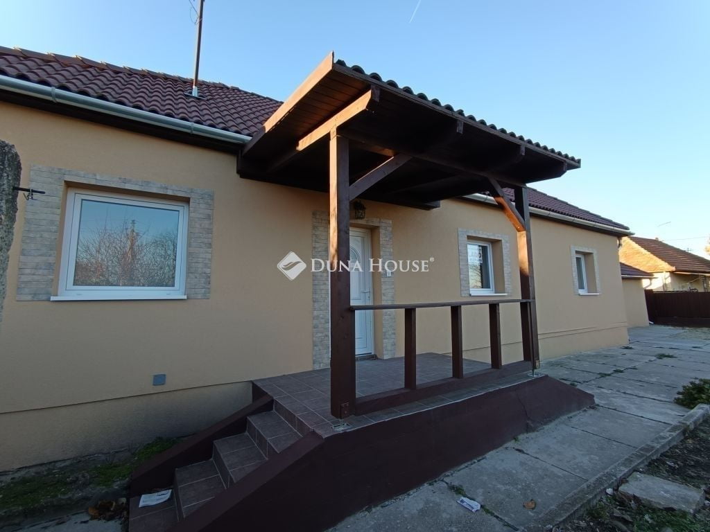 Property image Eladó Családi ház Pest megye, Nagykáta