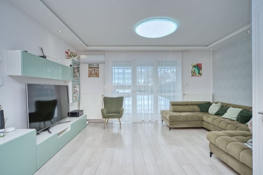 Property image Eladó Sorház X. kerület, Budapest