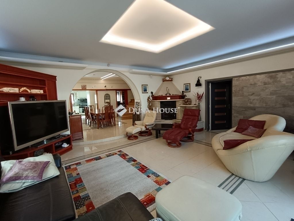 Property image Eladó Családi ház XV. kerület, Molnár Viktor utca, Budapest