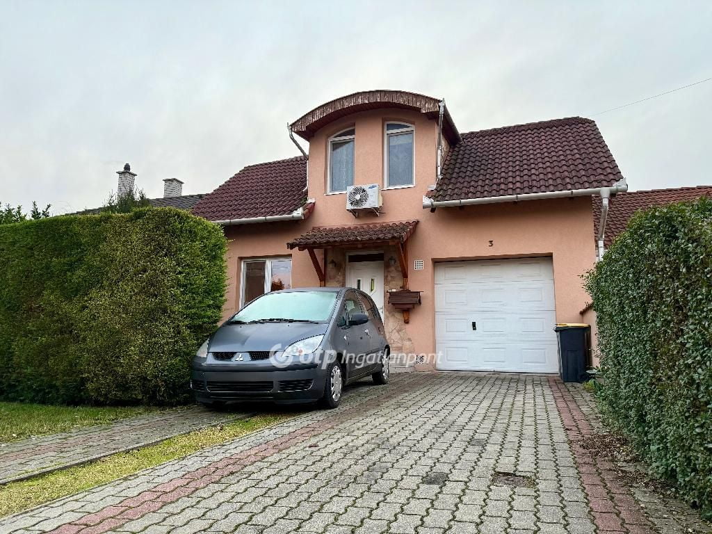 Property image Eladó Családi ház Krisztina utca, Tiszaújváros