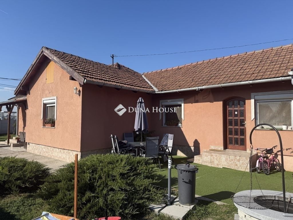 Property image Eladó Családi ház Pest megye, Érd