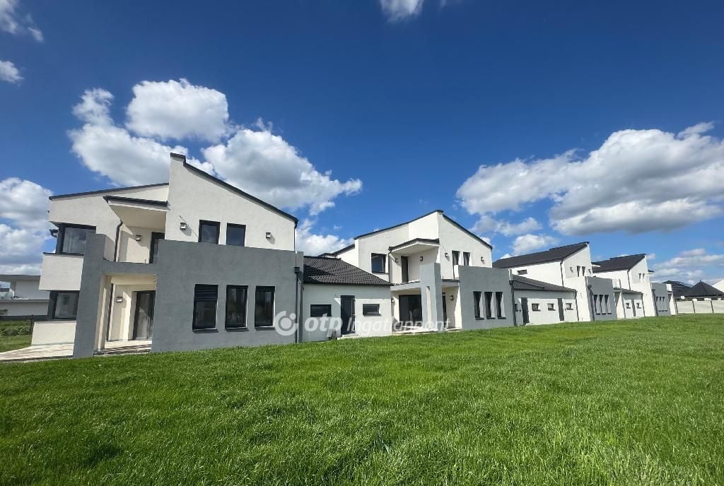 Property image Eladó Sorház Fejér megye, Velence