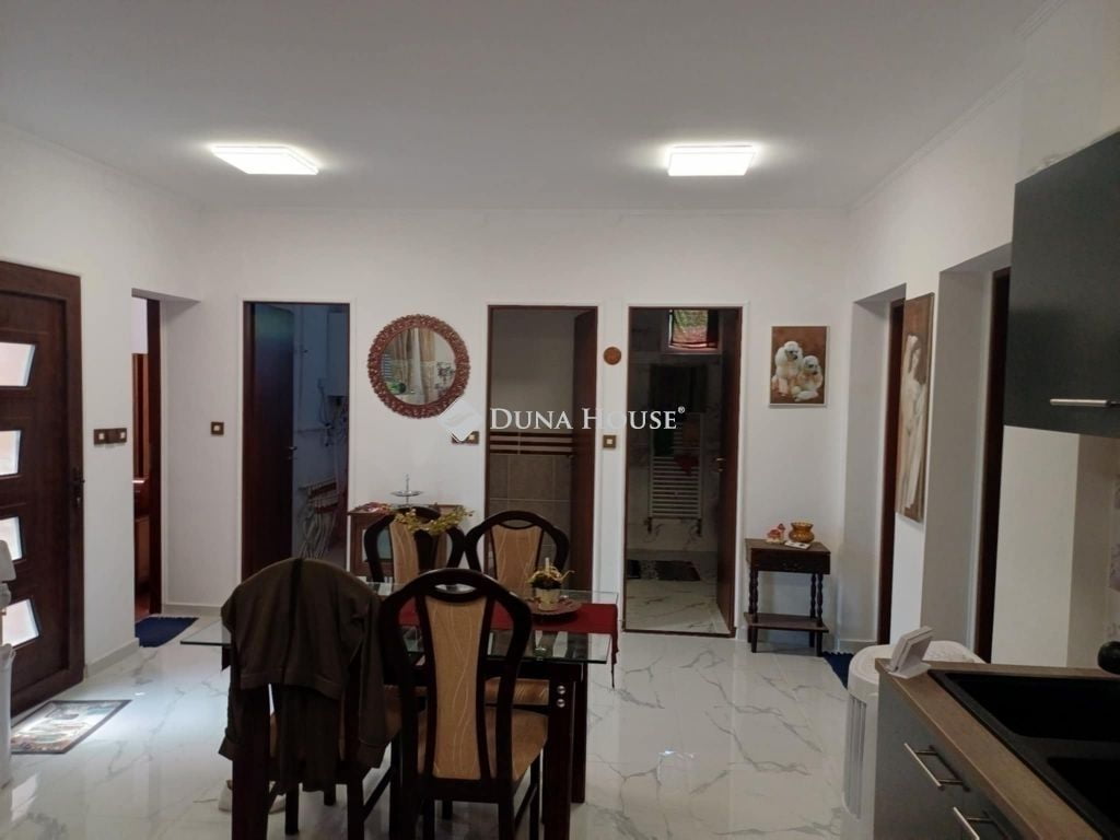 Property image Eladó Családi ház Rákóczi út, Hatvan