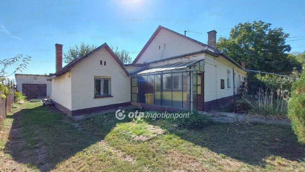 Property image Eladó Lakás Békés megye, Mezőhegyes