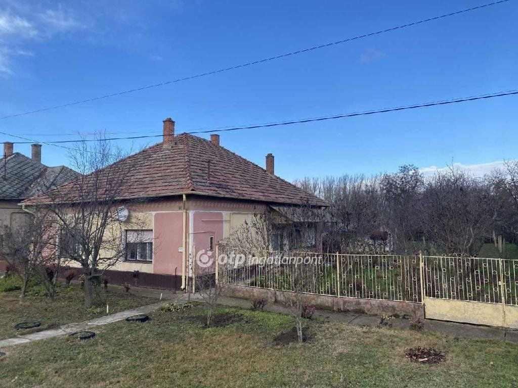 Property image Eladó Családi ház Jász-Nagykun-Szolnok megye, Kunszentmárton