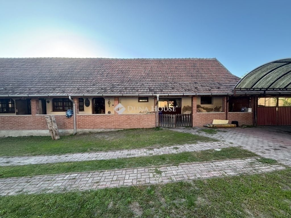 Property image Eladó Családi ház Árpád utca, Dunaharaszti