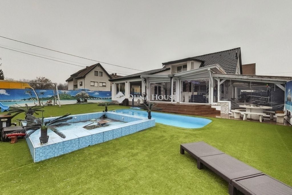 Property image Eladó Családi ház Radnóti Miklós utca, Szigethalom