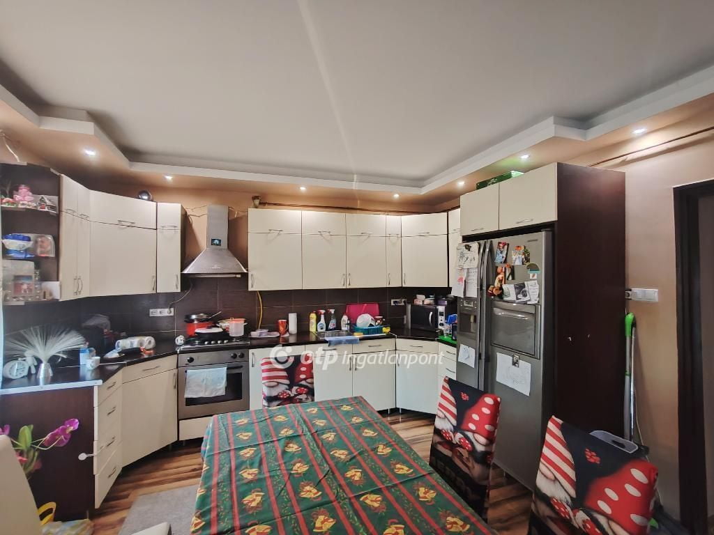 Property image Eladó Családi ház Jász-Nagykun-Szolnok megye, Szolnok