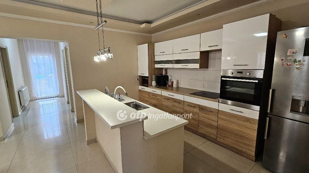 Property image Eladó Családi ház Fejér megye, Pusztaszabolcs