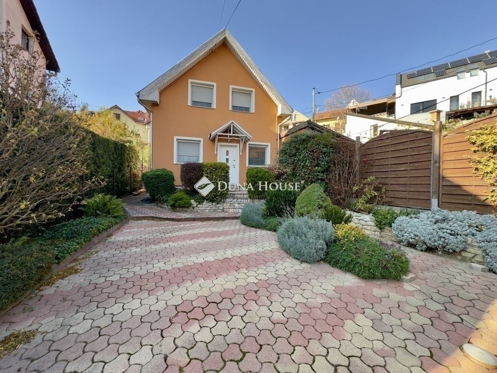 Property image Eladó Családi ház Pest megye, Budaörs