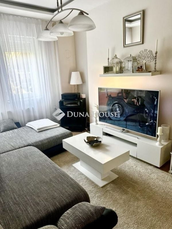 Property image Eladó Ikerház Pest megye, Halásztelek