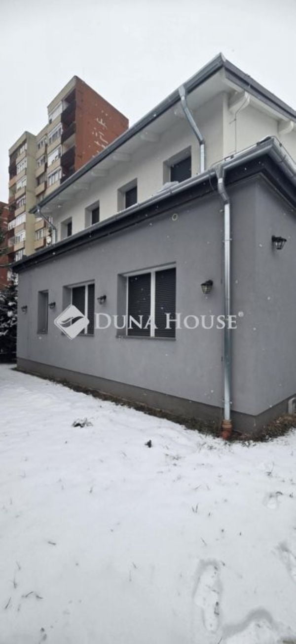 Property image Eladó Lakás Vám utca, Vác