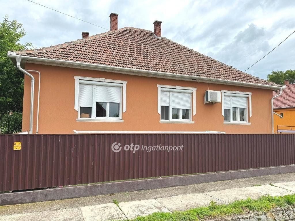 Property image Eladó Családi ház Heves megye, Poroszló