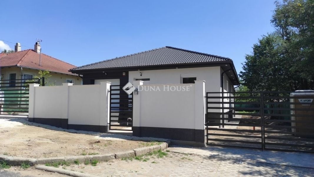 Property image Eladó Családi ház Pest megye, Érd