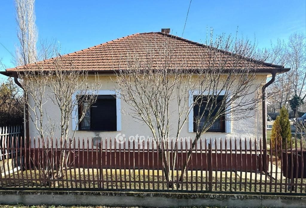 Property image Eladó Családi ház Heves megye, Poroszló