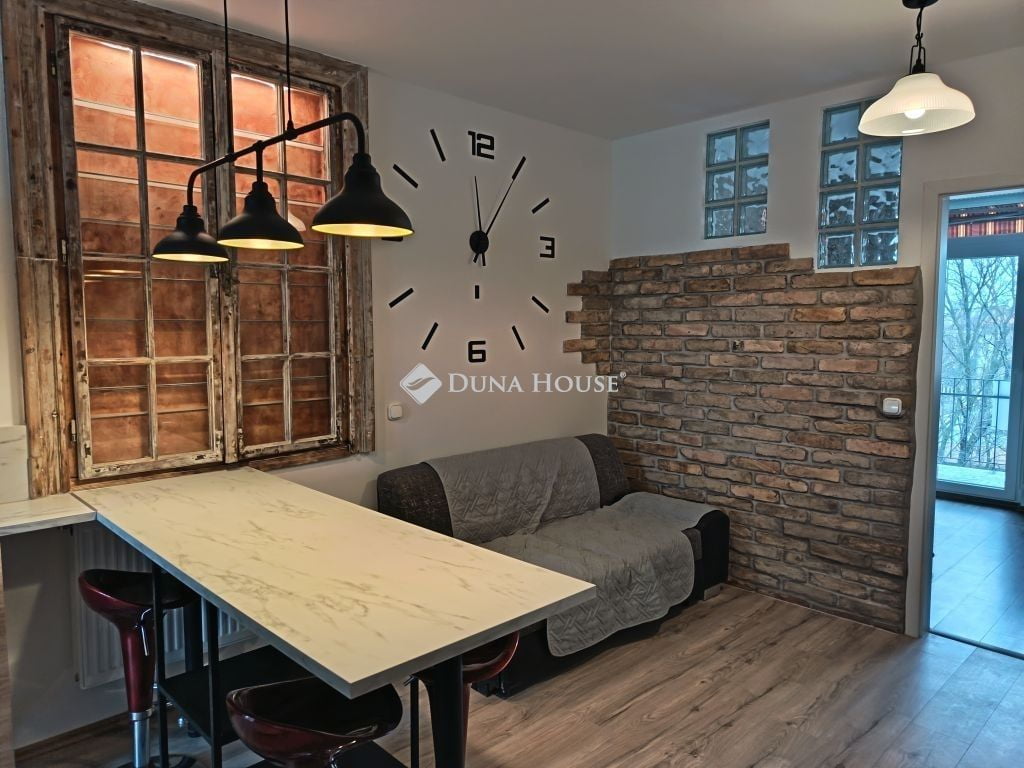 Property image Eladó Lakás Nárcisz utca, Vác