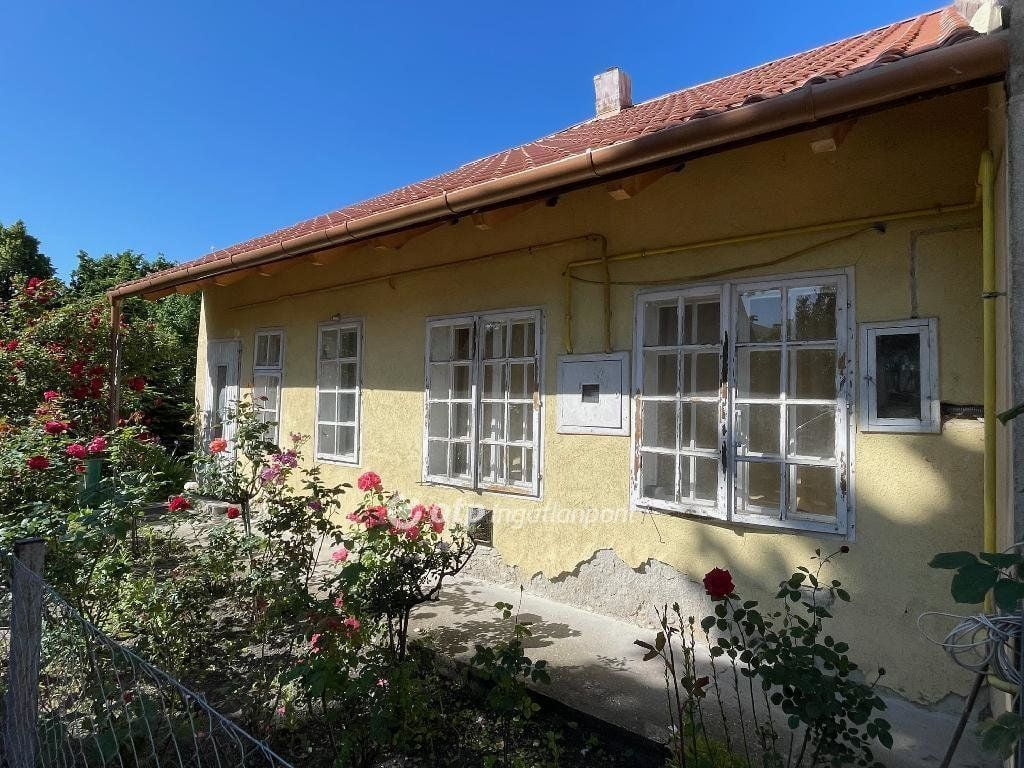 Property image Eladó Sorház Fejér megye, Székesfehérvár