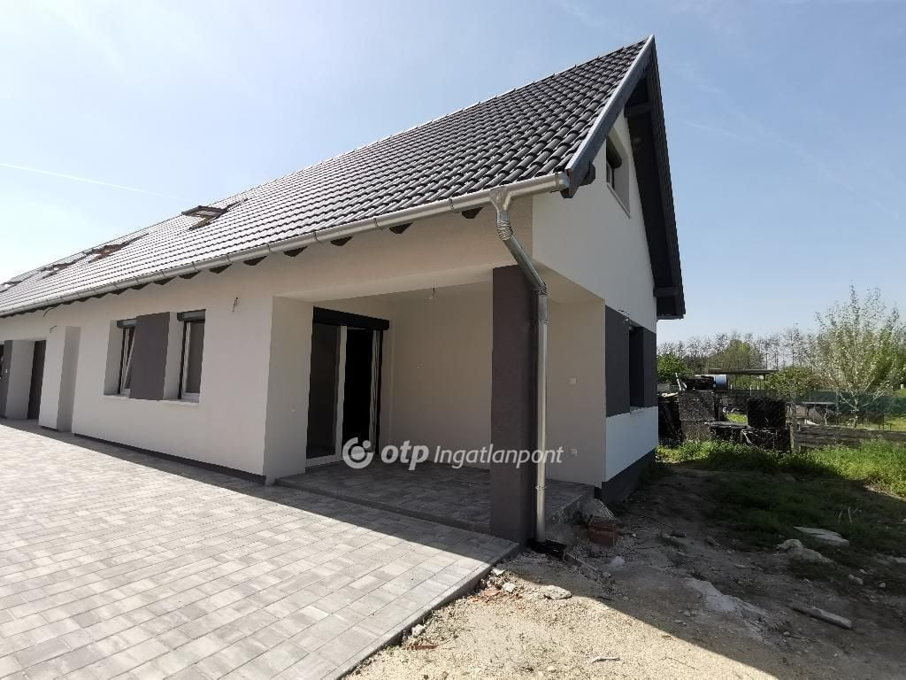 Property image Eladó Ikerház Pest megye, Ráckeve