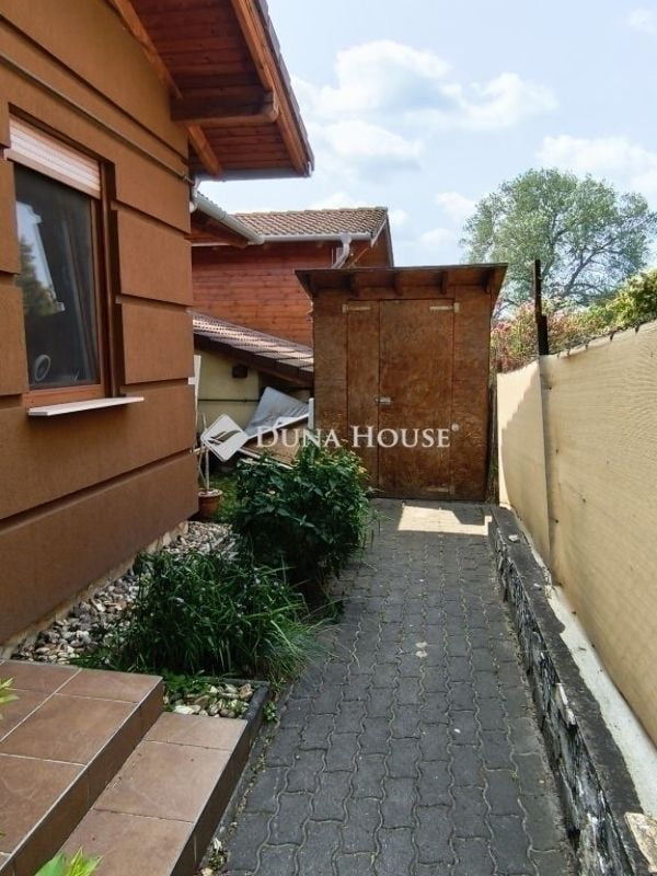 Property image Eladó Ikerház Pest megye, Göd